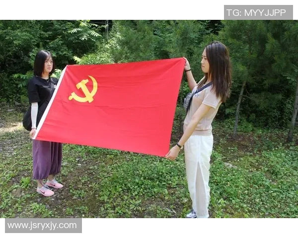 追忆足球星先辈辉煌足迹传承精神点燃绿茵梦想